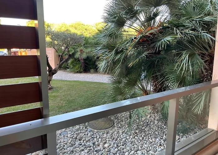 Herdade Dos Salgados-vila Lagoas אלבופיירה