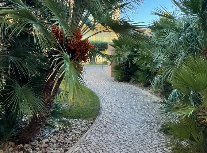 Herdade Dos Salgados-vila Lagoas אלבופיירה